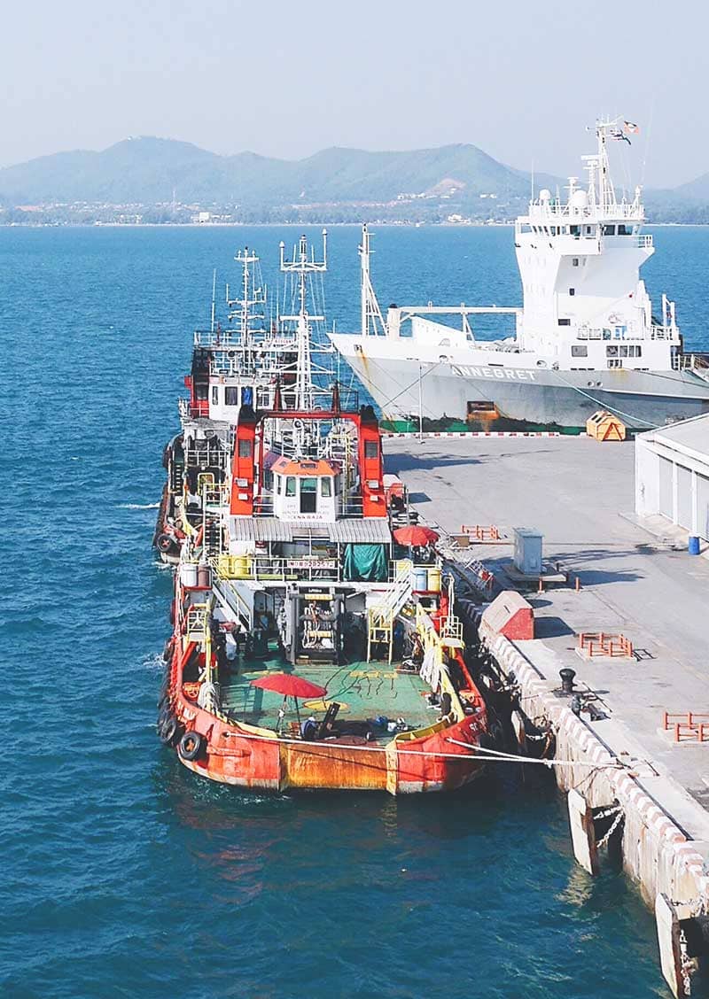 Port et remorqueurs
